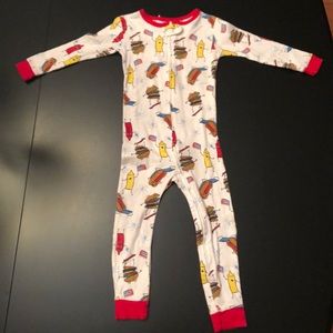 One piece Zipper feet-less pajamas from the Gap.